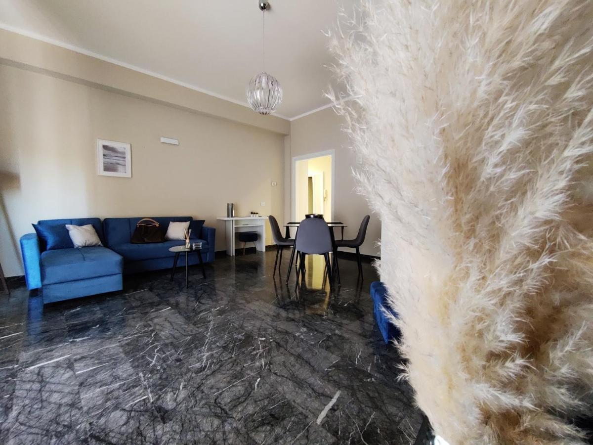 Elpida Apartment Reggio di Calabria Buitenkant foto
