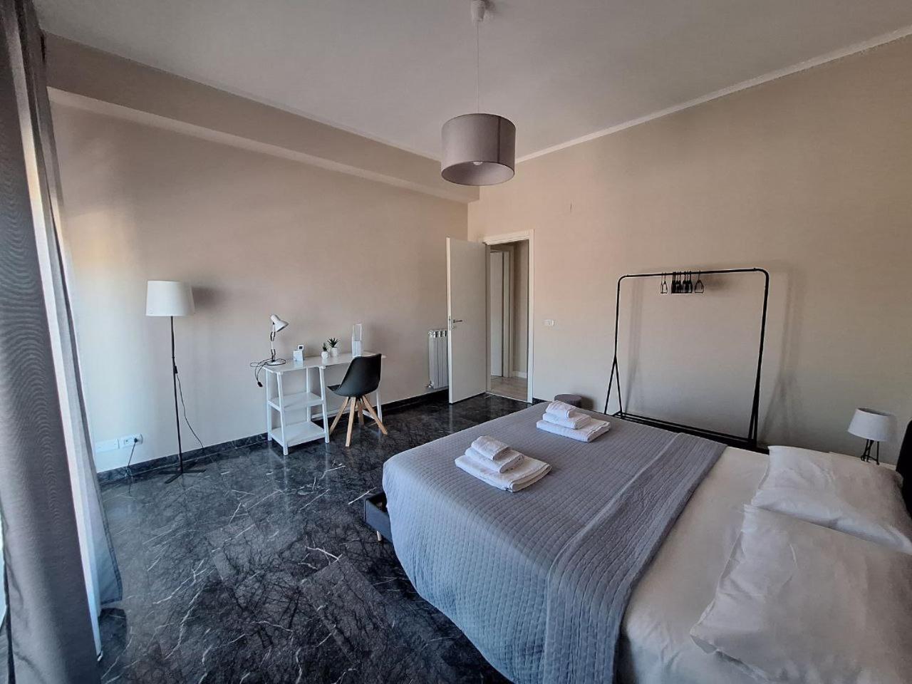 Elpida Apartment Reggio di Calabria Buitenkant foto